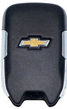 Load image into Gallery viewer, 5 Button Chevrolet Silverado Proximity Smart Key HYQ1EA / 13529632 / 13508398  (OEM Refurbished))
